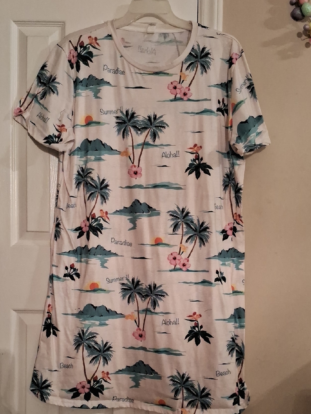 Women’s White Tropical Palm Print T-Shirt Dress - Unknown Brand